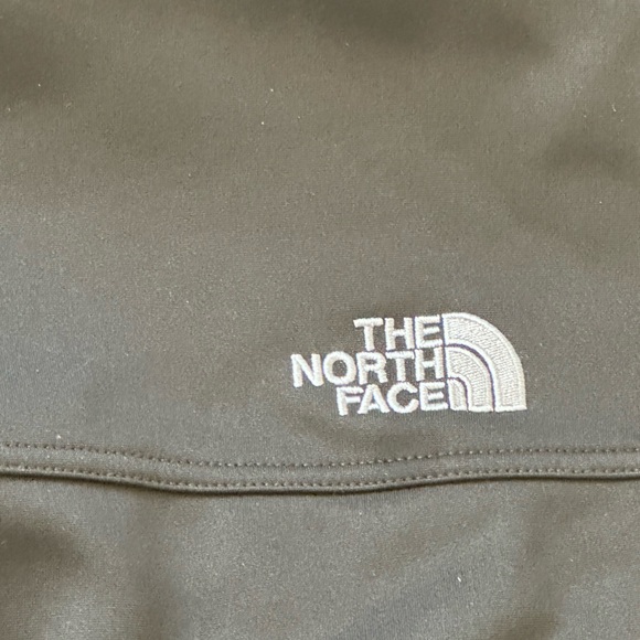 The North Face black finance bro vest - Size L - Picture 2 of 4